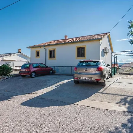 Gorgeous In With Wifi